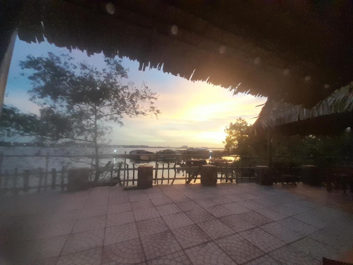 Mekong Riverside Homestay Vinh Long Exterior photo